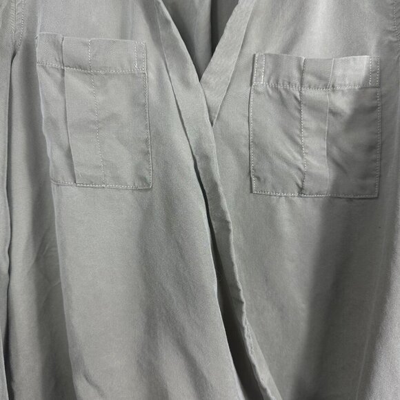 Anthropologie Holding Horses Chambray Surplice Hunter Green Top Size 2P - Picture 9 of 15